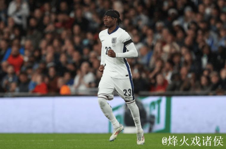 记者：马杜埃凯正在伦敦接受阿森纳的体检，体检后将签下5年合同